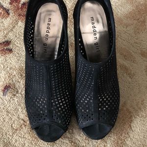 Madden Girl Perforated Peep Toe Booties SZ 7.5